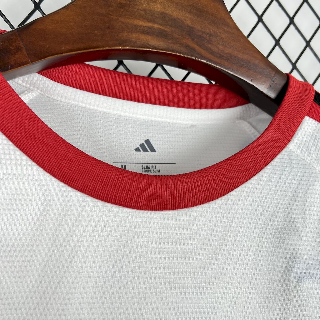 2025040115021895.jpg Retro Flamengo 1981 Away Jersey - Image 4