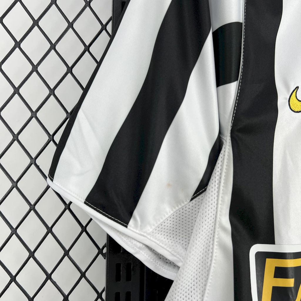 202504111331228.jpg Retro Juventus 2002/03 Home Jersey - Image 6
