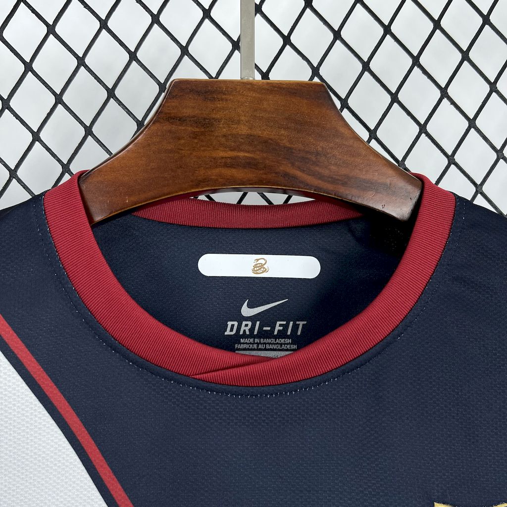 2025041113324948.jpg Retro USA 2010 Away Jersey - Image 6