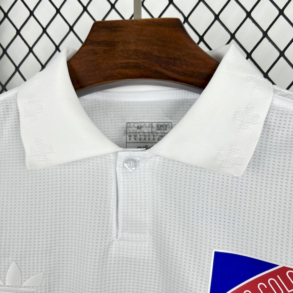2025041314081290.jpg Mens Colo Colo 2025/26 Anniversary Jersey - Image 9
