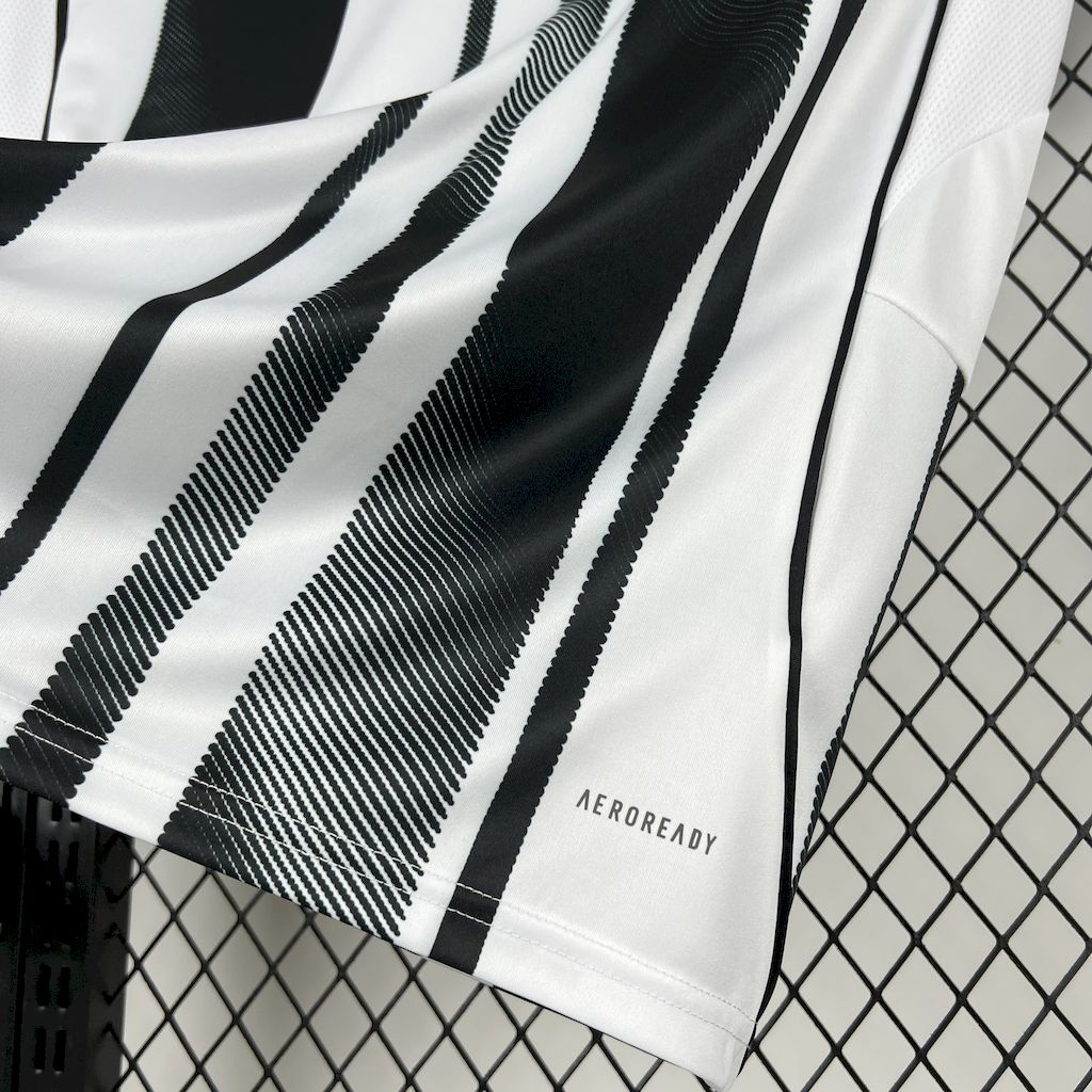 2025041314392884.jpg Mens Juventus 2025/26 Home Jersey - Image 3
