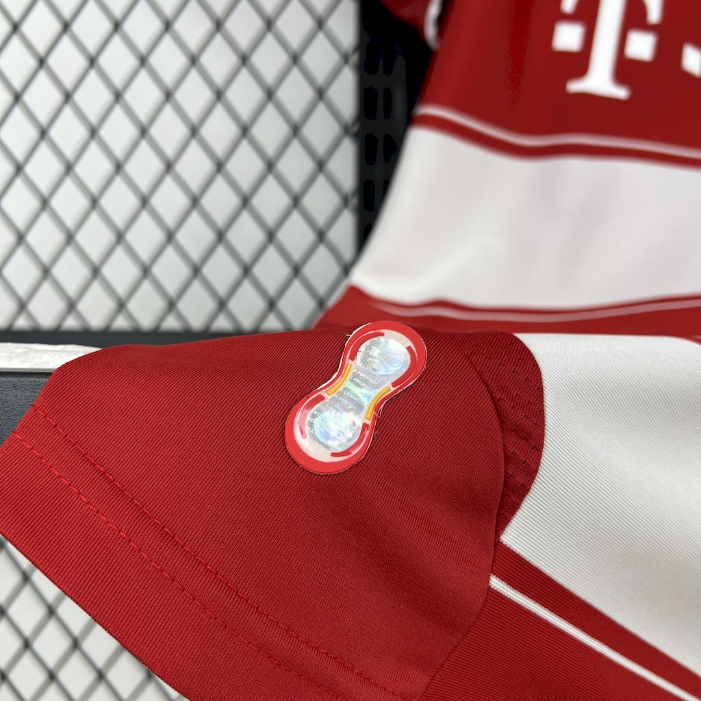 2025041708471156.jpg Retro Bayern Munich 2007/08 Home Jersey - Image 7