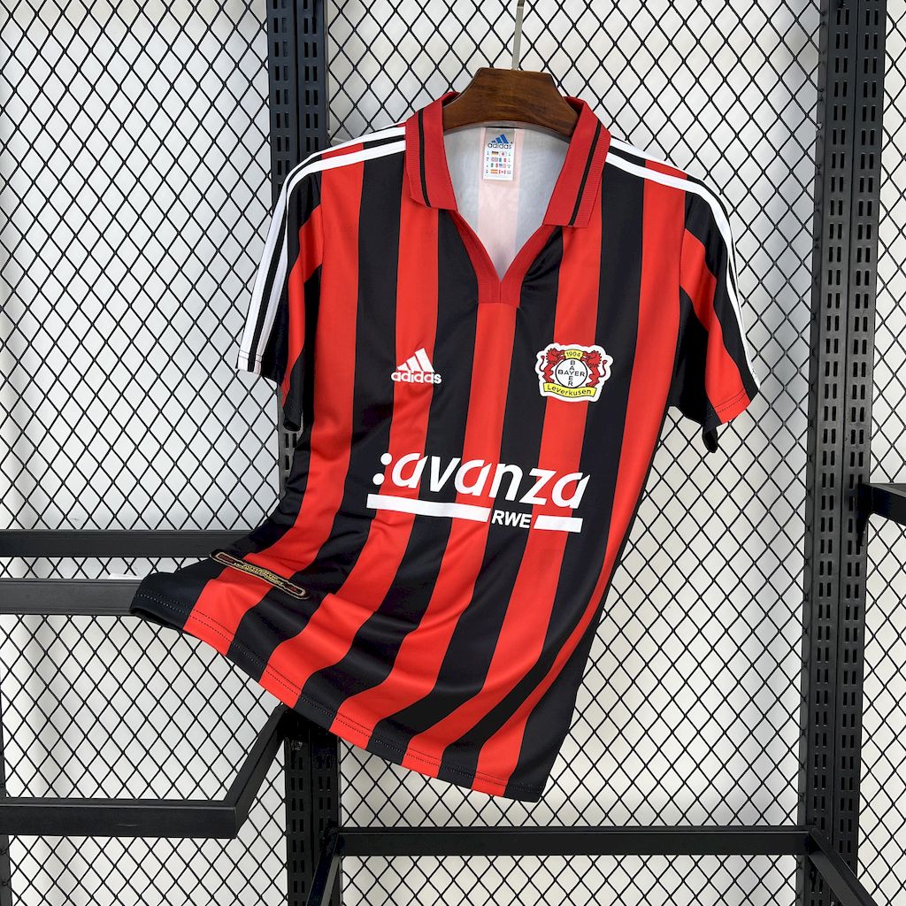 2025041913004521.jpg Retro Bayer 04 Leverkusen 2000/01 Home Jersey - Image 1