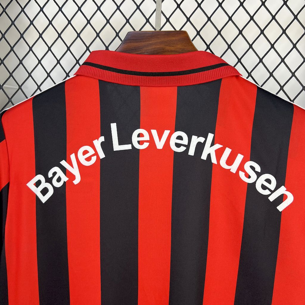 2025041913005645.jpg Retro Bayer 04 Leverkusen 2000/01 Home Jersey - Image 3