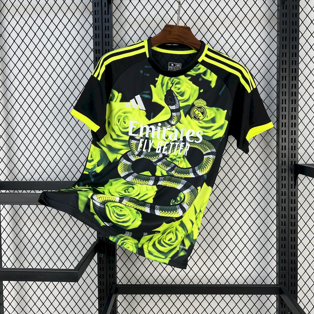 2025041914005927.jpg Mens Real Madrid 2025/26 Green Rose Bamboo Leaf Green Jersey - Image 1