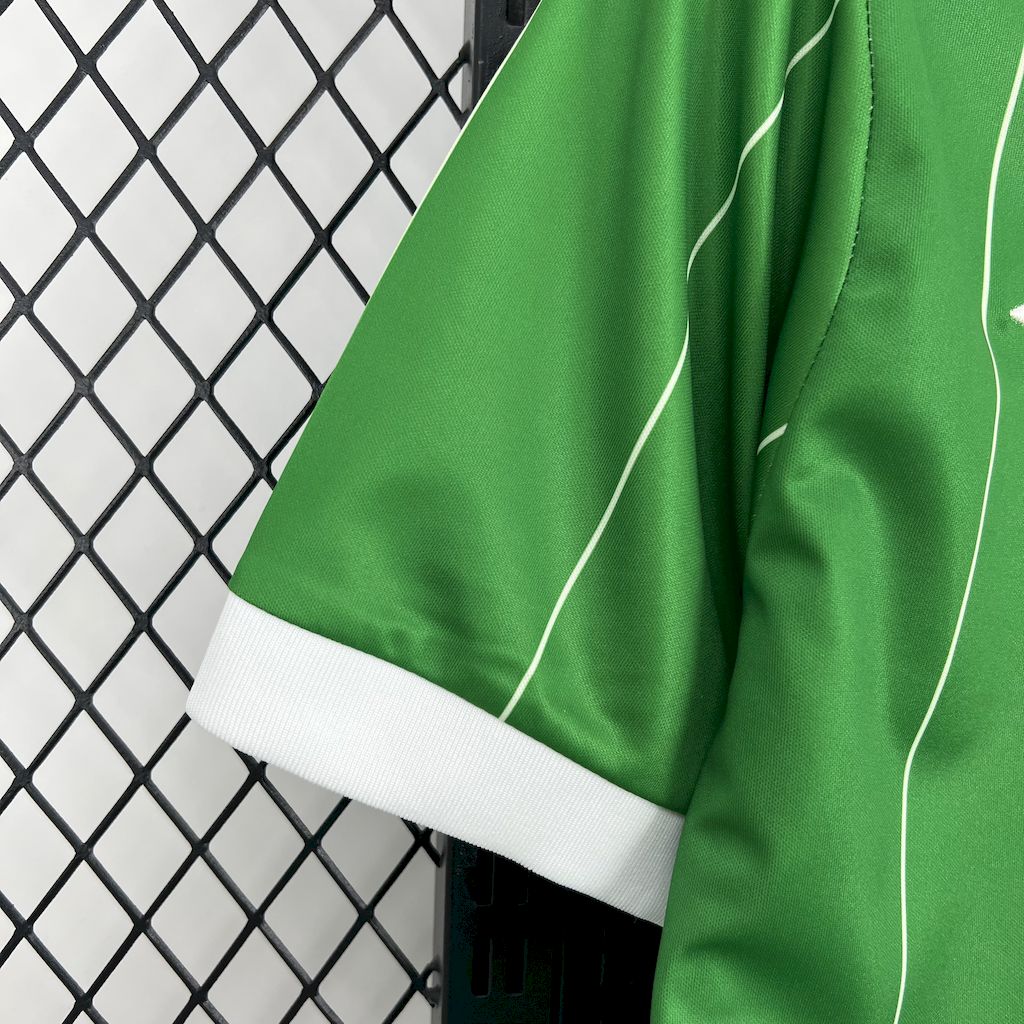 2025042213023585.jpg Retro Celtic 1984/86 Third Jersey - Image 4