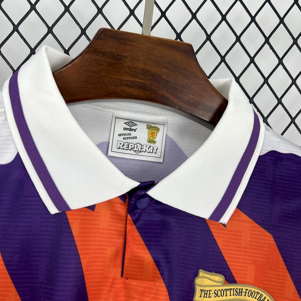 2025042213362425.jpg Retro Scotland 1991/93 Away Jersey - Image 6