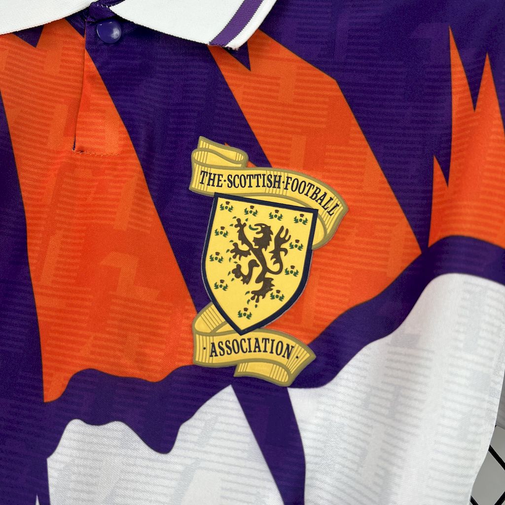 2025042213362764.jpg Retro Scotland 1991/93 Away Jersey - Image 4
