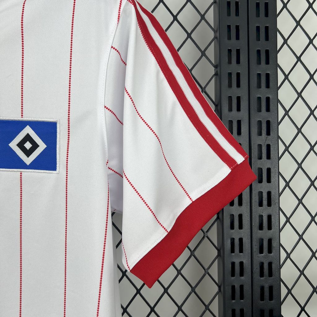 2025042411161283.jpg Retro Hamburger SV 1983/84 Home Jersey - Image 4