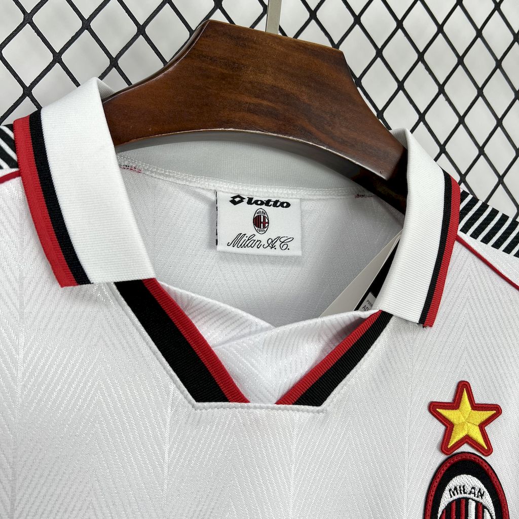 2025043015442051.jpg Retro AC Milan 1997/98 Away Jersey - Image 10