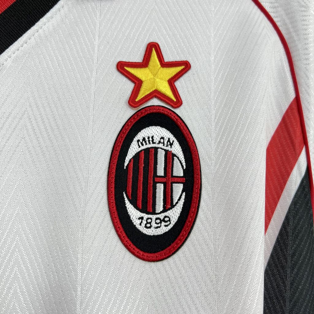 2025043015443720.jpg Retro AC Milan 1997/98 Away Jersey - Image 7