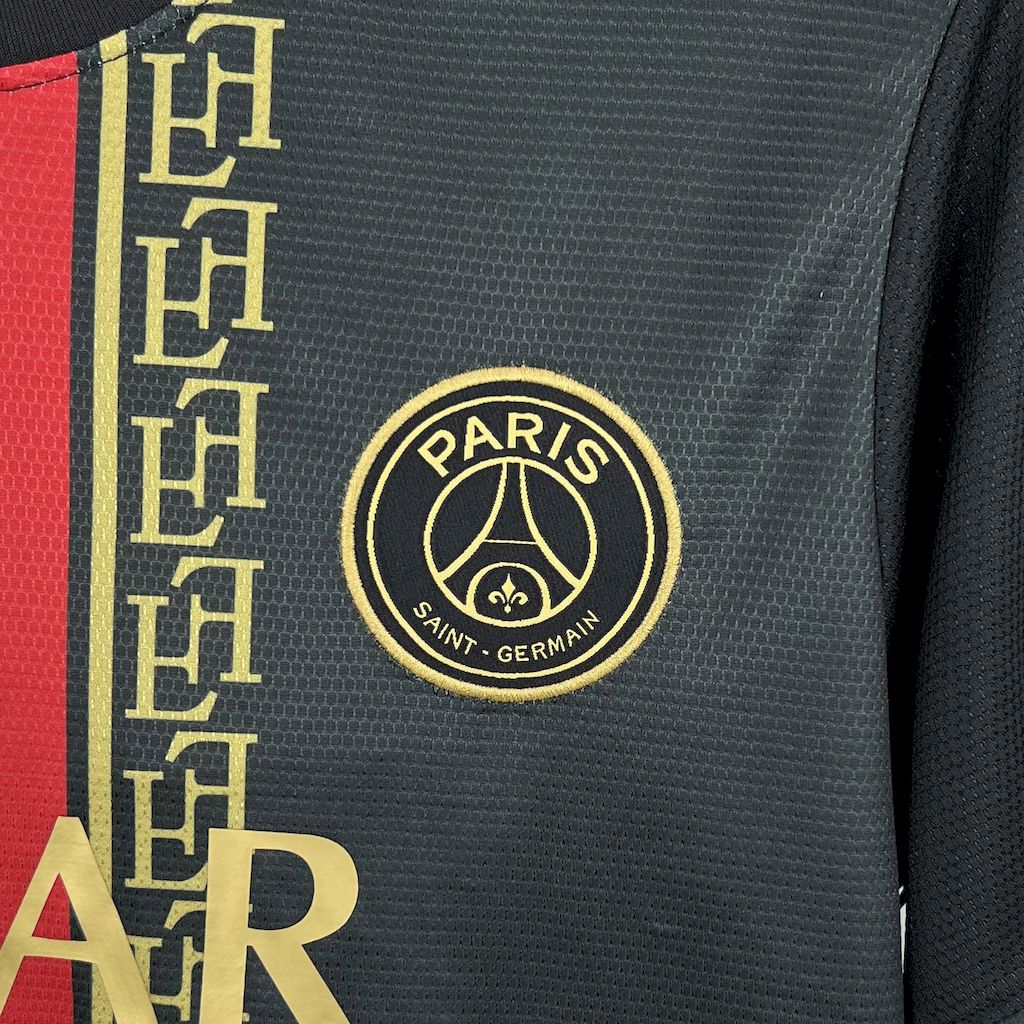 2025050114471668.jpg Mens Paris Saint-Germain 2025/26 Black and Gold EditionJersey - Image 6