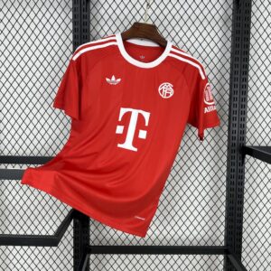 Mens Bayern Munich 2025/26 Goalkeeper Jersey