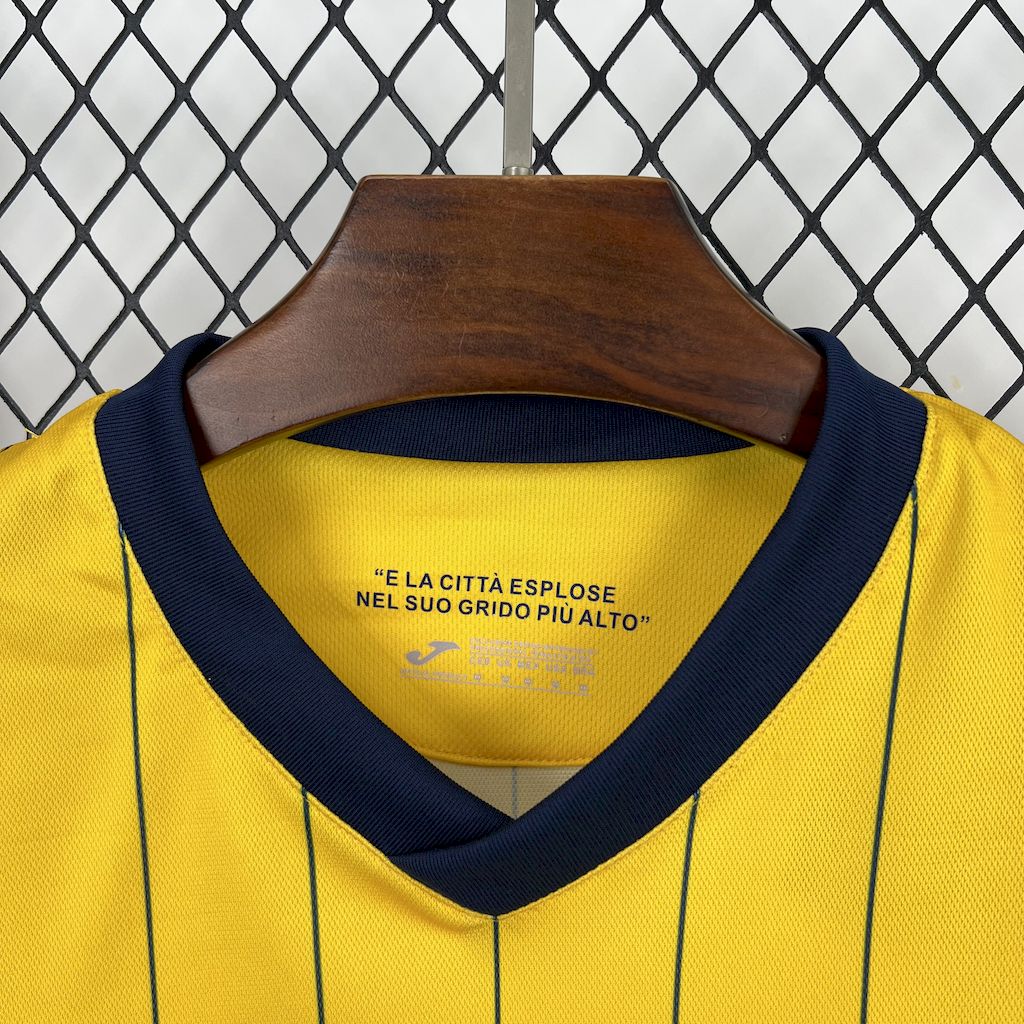 2025050915562022.jpg Mens Hellas Verona 2025/26 120th Anniversary Edition Jersey - Image 10
