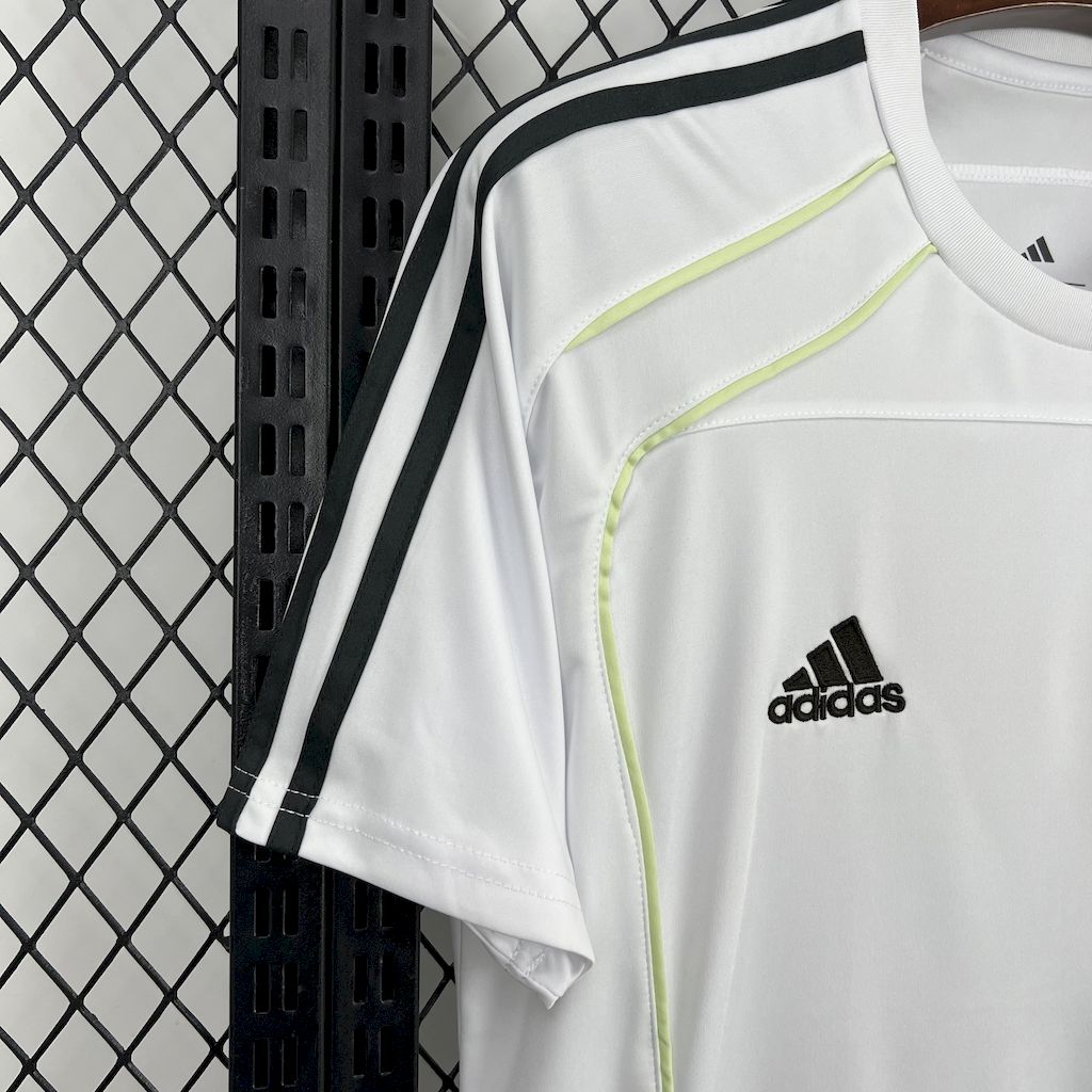 2025050916175554.jpg Mens Real Madrid 2025/26 Leisure Jersey - Image 4