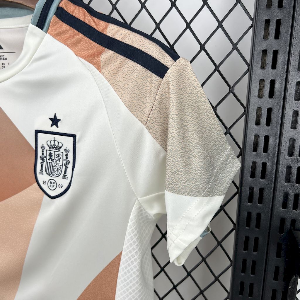 2025050916181092.jpg Kids Spain 2025/26 Away Kit - Image 7