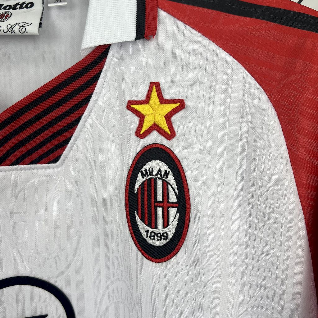 202505171840379.jpg Retro AC Milan 1997/98 Away Jersey - Image 6