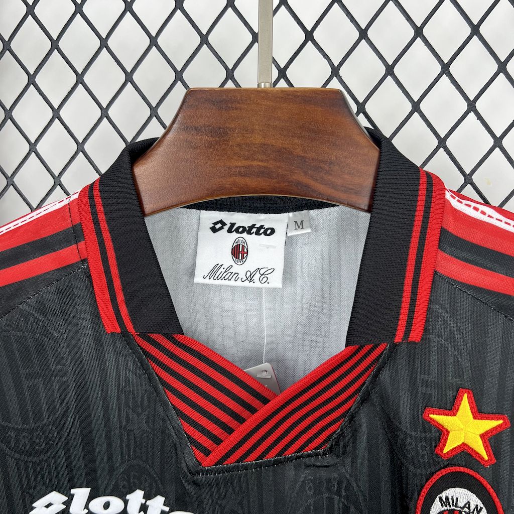 2025051718404929.jpg Retro AC Milan 1997/98 Special Edition Jersey - Image 8
