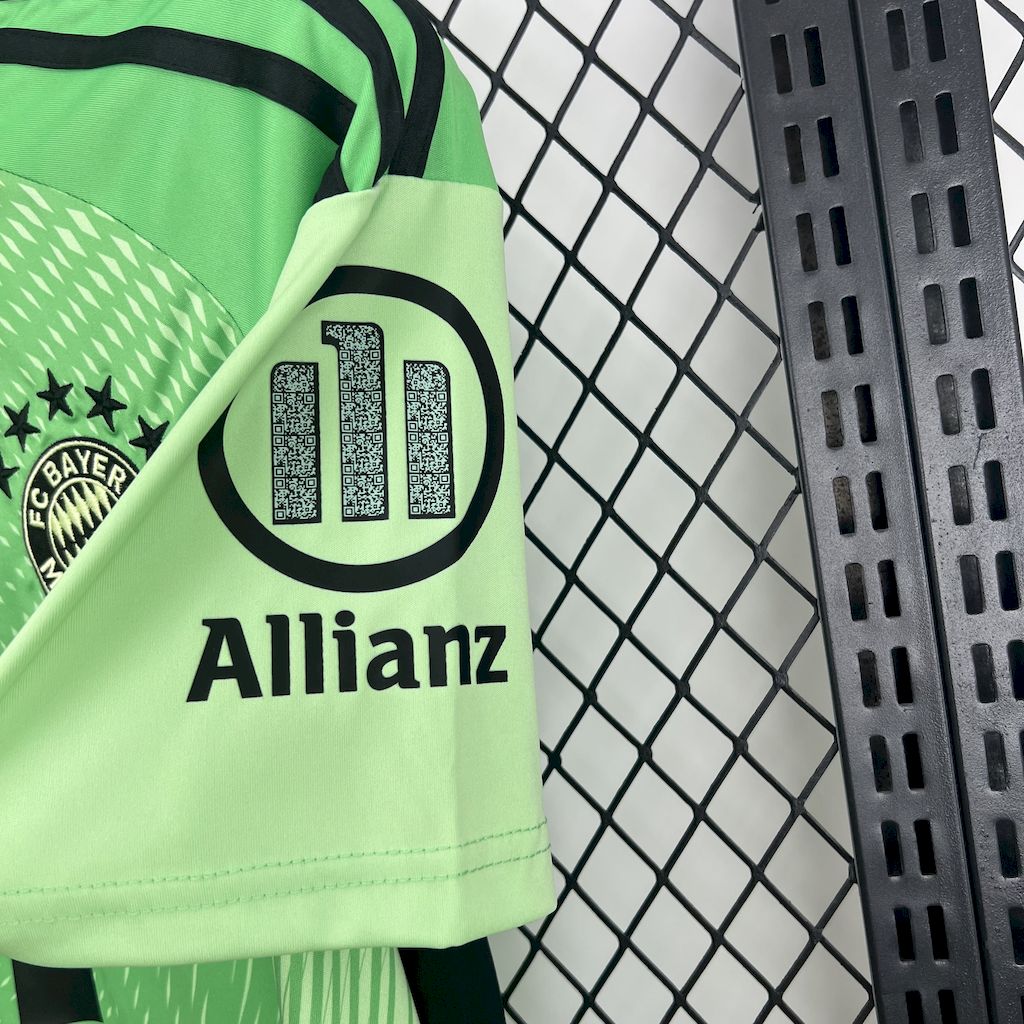2025051719075637.jpg Mens Bayern Munich 2025/26 Goalkeeper Jersey - Image 4