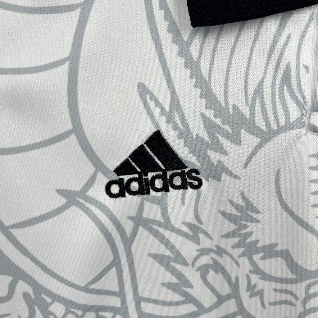 2025051719510419.jpg Kids Real Madrid 2022/23 Dragon Kit - Image 9
