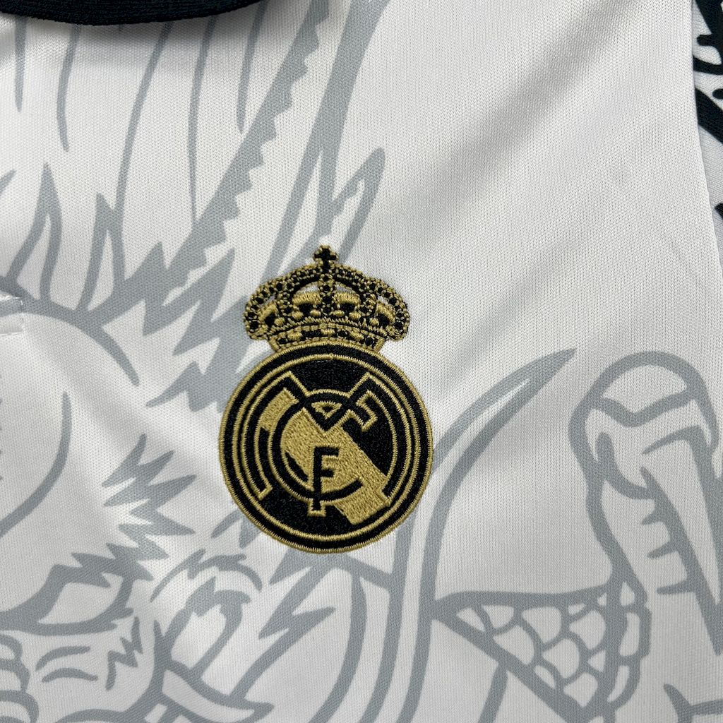 2025051719510659.jpg Kids Real Madrid 2022/23 Dragon Kit - Image 8