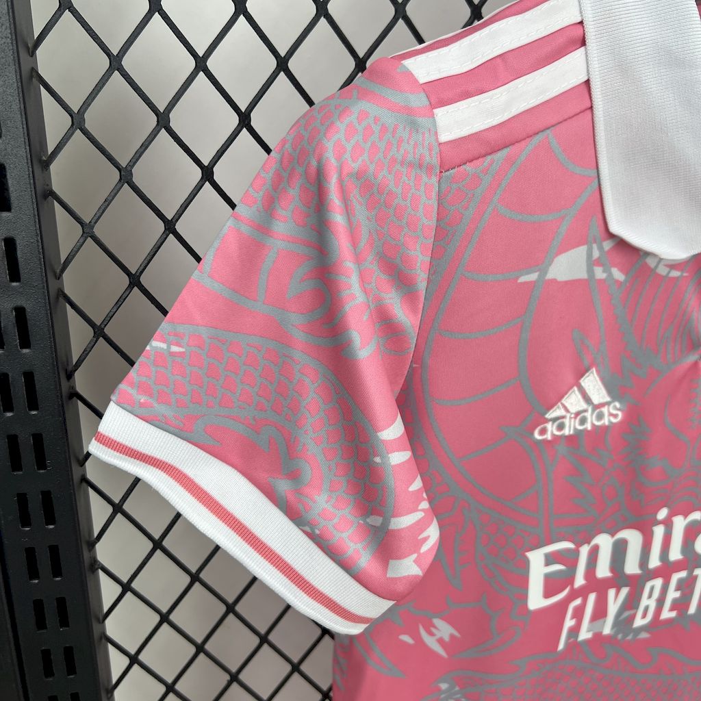 2025051719512550.jpg Kids Real Madrid 2023/24 Pink Dragon Special Edition Kit - Image 5