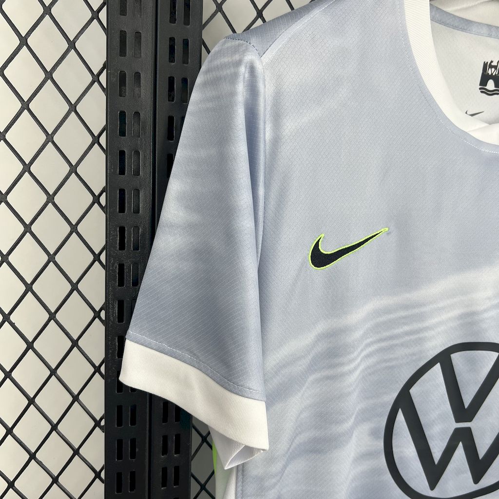 2025051719523242.jpg Womens Wolfsburg 2025/26 Away Jersey - Image 3