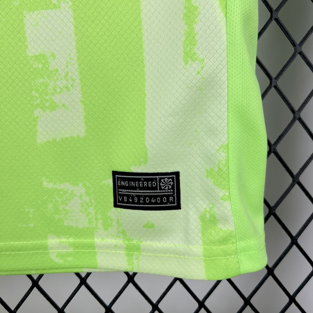 2025052415590429.jpg Kids Barcelona 2024/25 Third Travis Scott Edition Kit - Image 8