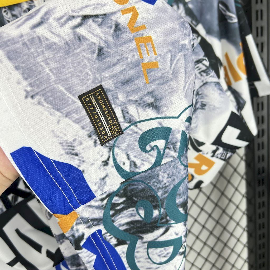 2025053008585582.jpg Mens Barcelona 2025/26 Glory Graffiti Board Jersey - Image 4