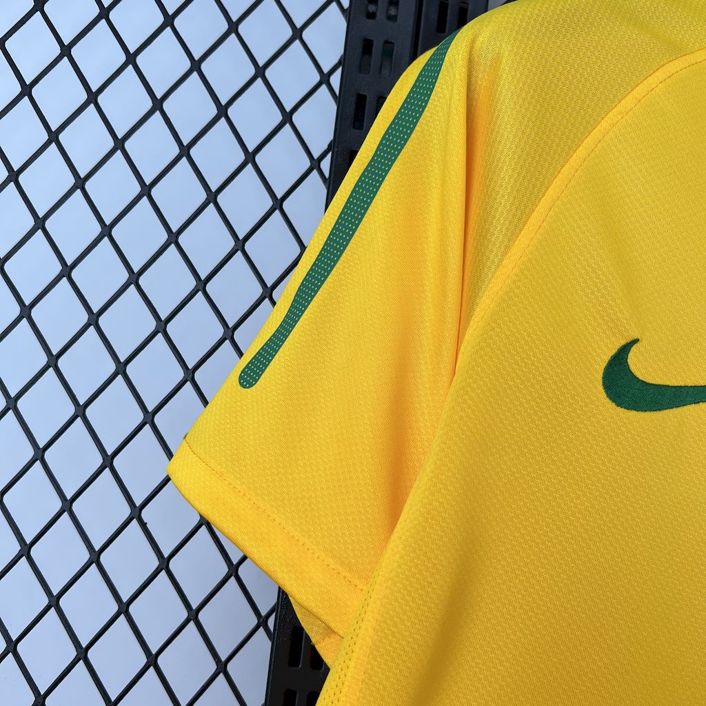 2025053008590999.jpg Retro Brazil 2010 Home Jersey - Image 8