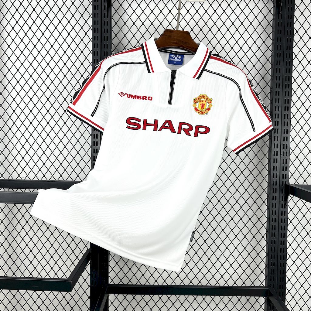 2025053009113149.jpg Retro Manchester United 1998/99 White Jersey - Image 1