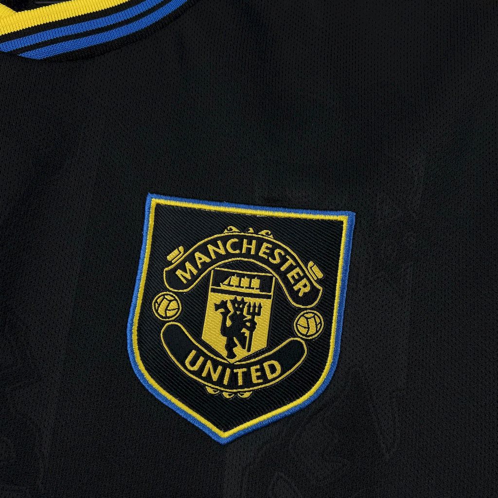 2025053009213235.jpg Mens Manchester United 2025/26 Third Jersey - Image 6