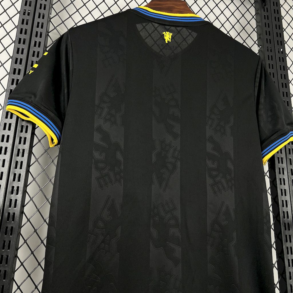 2025053009213731.jpg Mens Manchester United 2025/26 Third Jersey - Image 3