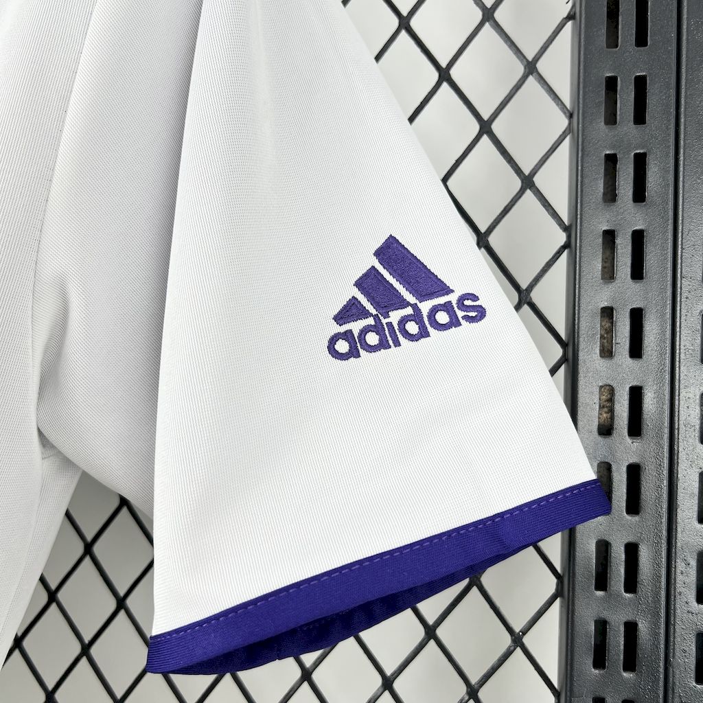2025053009220612.jpg Retro Real Madrid 2002/03 Reversible Double-sided Third Jersey - Image 4