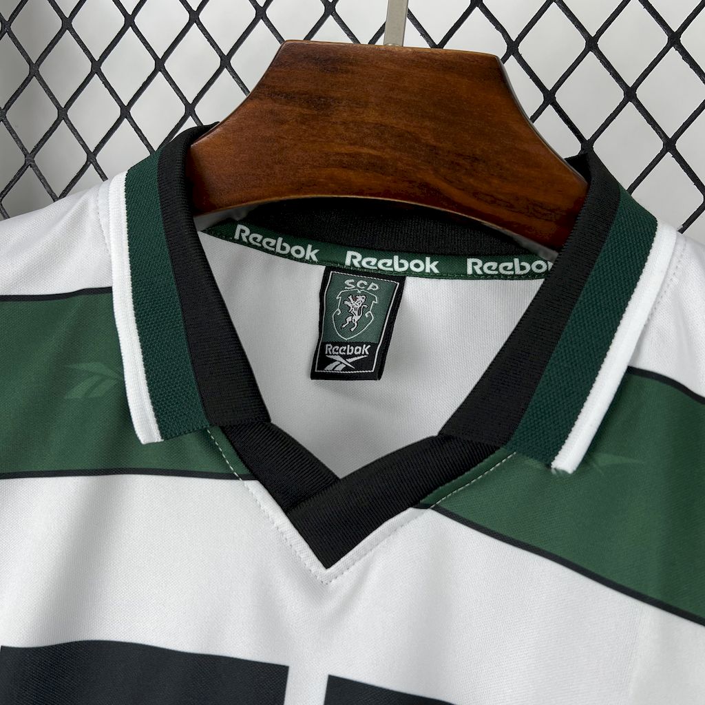 2025053009230254.jpg Retro Sporting CP 2000/01 Home Jersey - Image 9