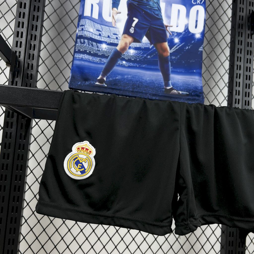 2025060613383943.jpg Kids Cristiano Ronaldo 2025/26 Real Madrid Kit - Image 4