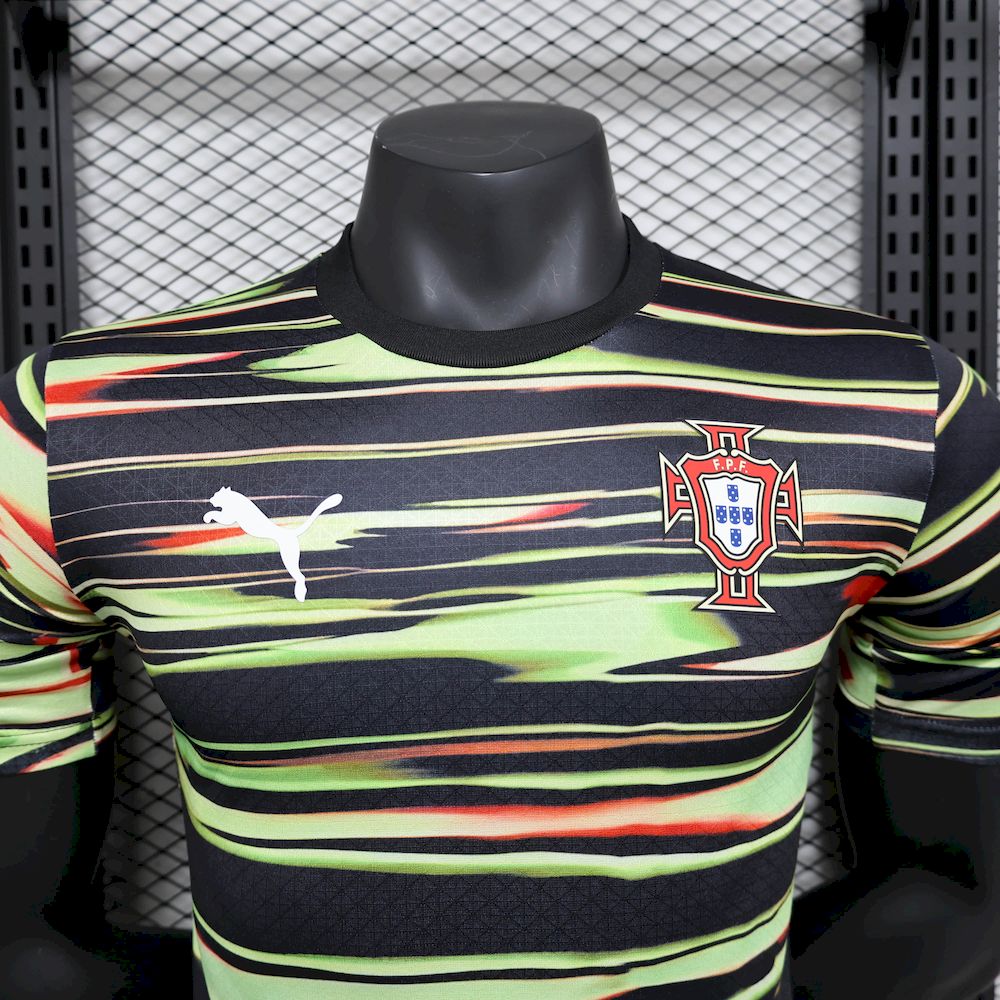 2025061216091612.jpg Mens Portugal 2025/26 Camouflage Pre-Match Authentic Jersey - Image 3