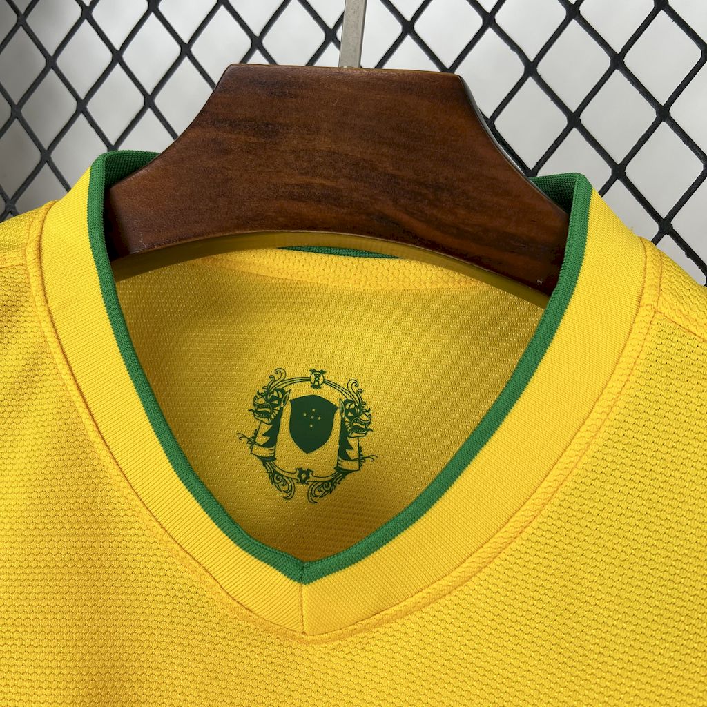 2025061915270431.jpg Retro Brazil 2012/13 Home Jersey - Image 8