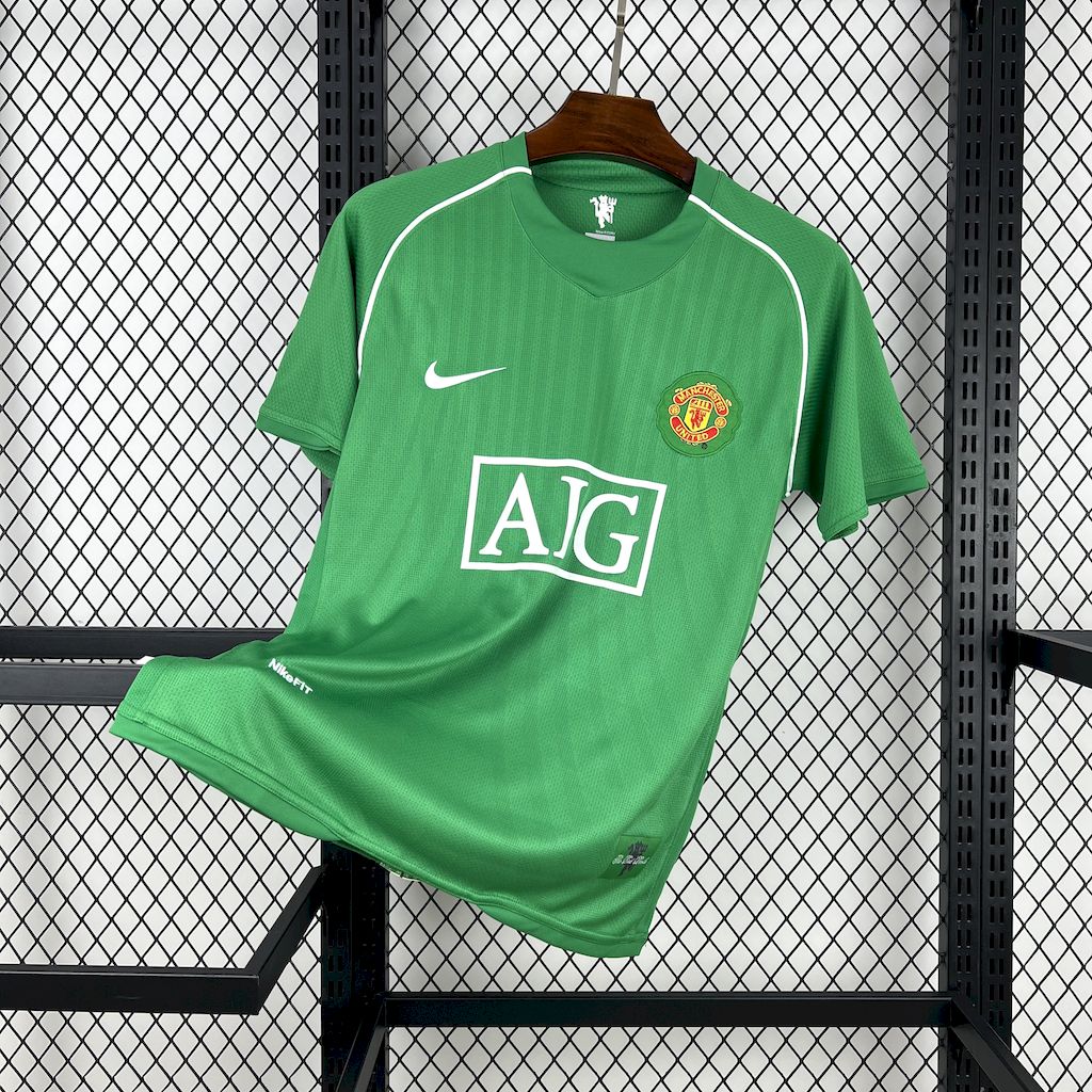 2025061915282188.jpg Retro Manchester United 2007/08 Goalkeeper Jersey - Image 1