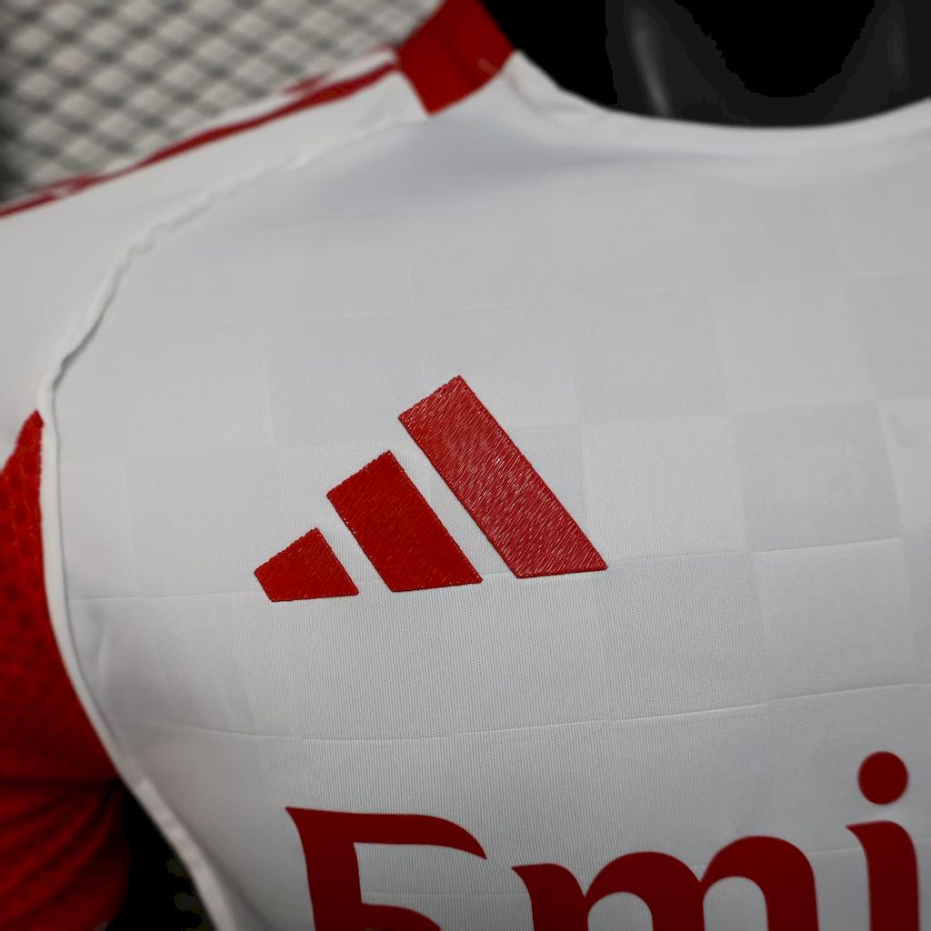 2025062018464654.jpg Mens Benfica 2025/26 Third Authentic Jersey - Image 3