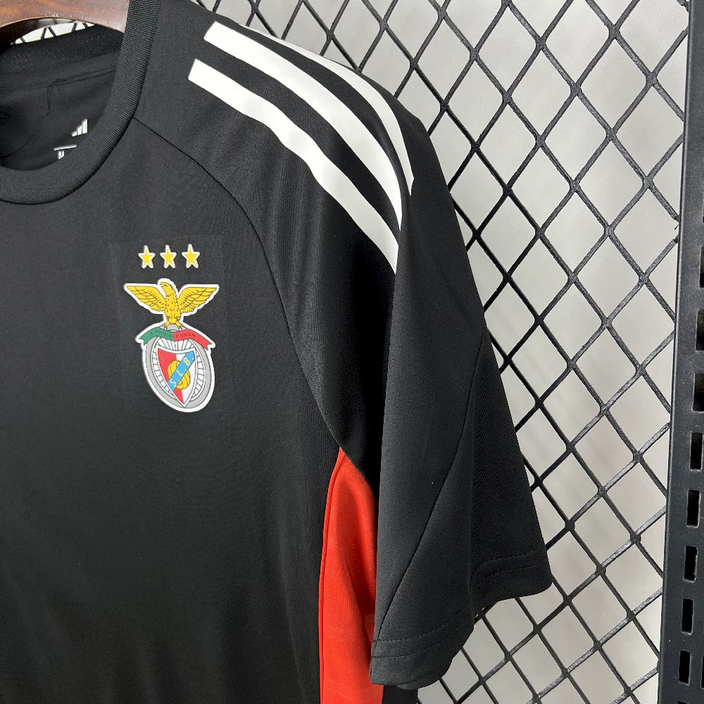 202507031330312.jpg Mens Benfica 2025/26 Black Pre-Match Jersey - Image 3