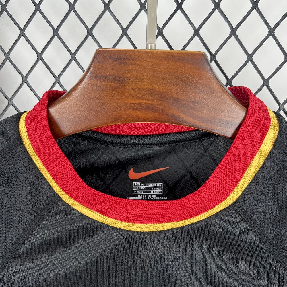 2025071022571340.jpg Retro Belgium 2000 Away Jersey - Image 6