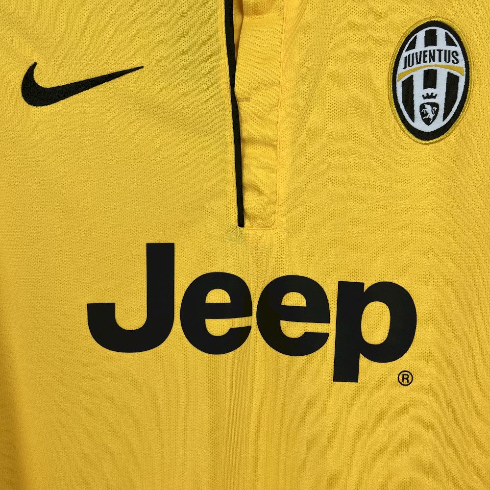 2025071023263928.jpg Retro Juventus 2013/14 Third Jersey - Image 6
