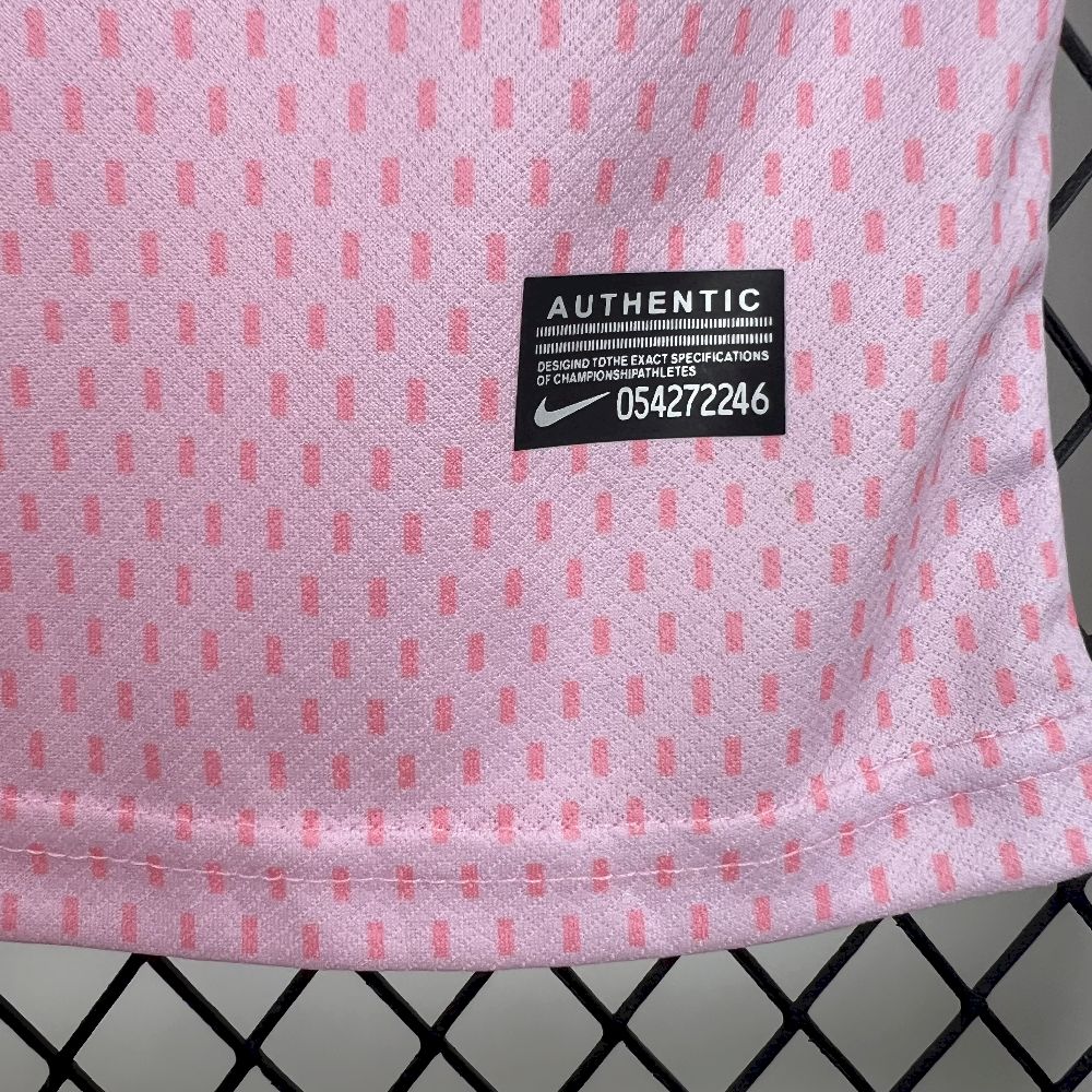 2025071023411518.jpg Mens Paris Saint-Germain 2025/26 pink special edition Jersey - Image 4