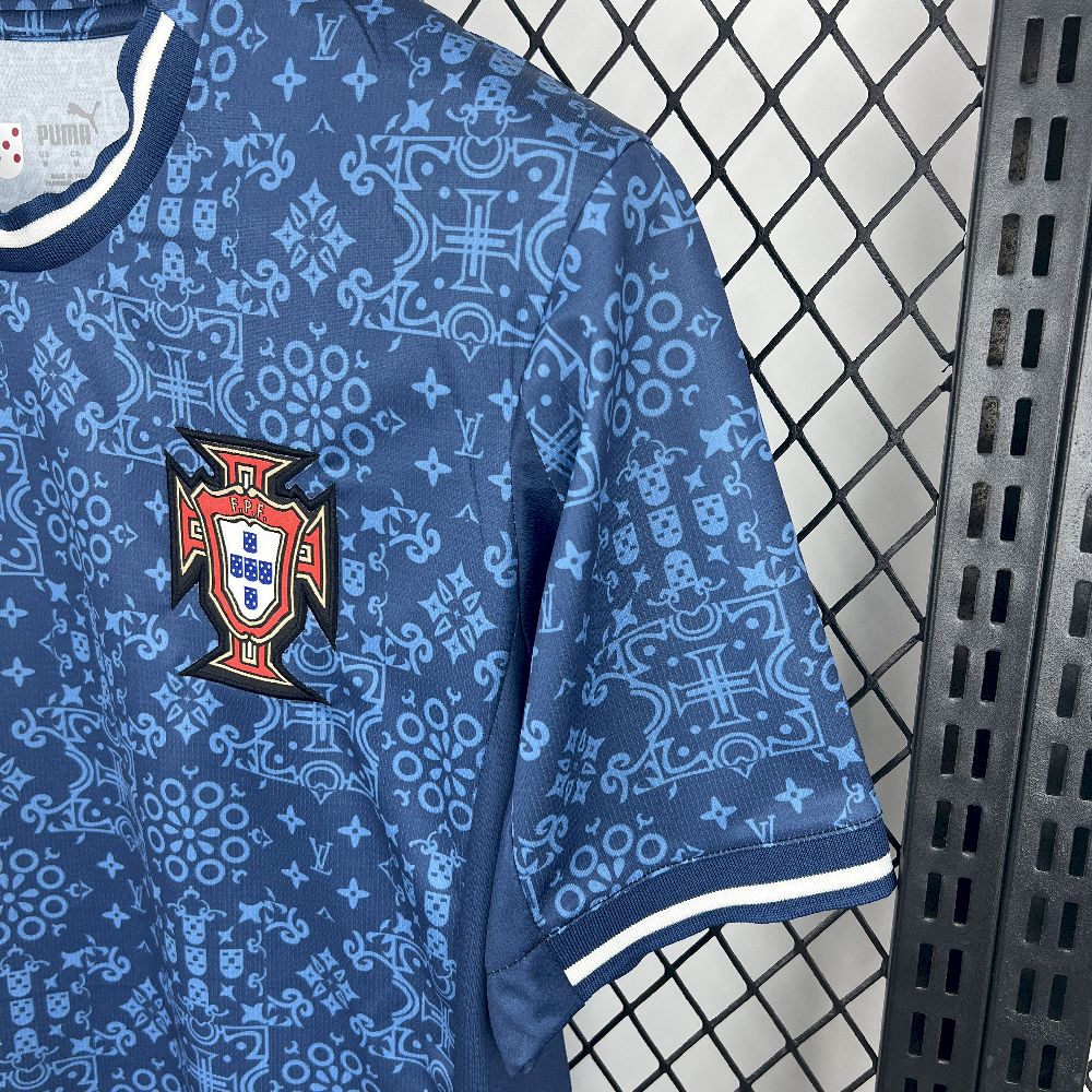 2025072916452753.jpg Mens Portugal 2025/26 Louis Vuitton Joint Edition Jersey - Image 3