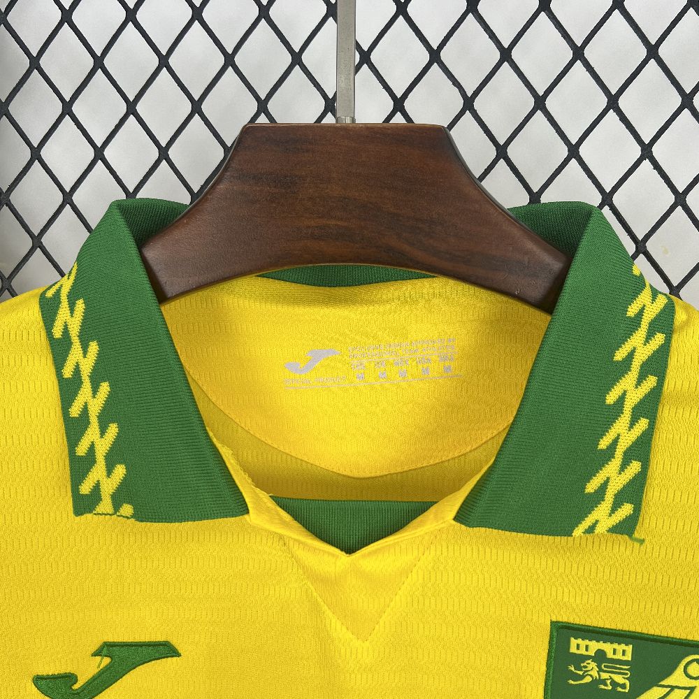 2025080218304521.jpg Mens Norwich City FC 2025/26 Home Jersey - Image 9