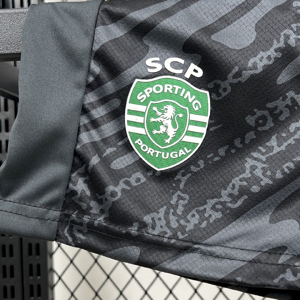 2025080522224619.jpg Kids Sporting CP 2025/26 Goalkeeper Kit - Image 4