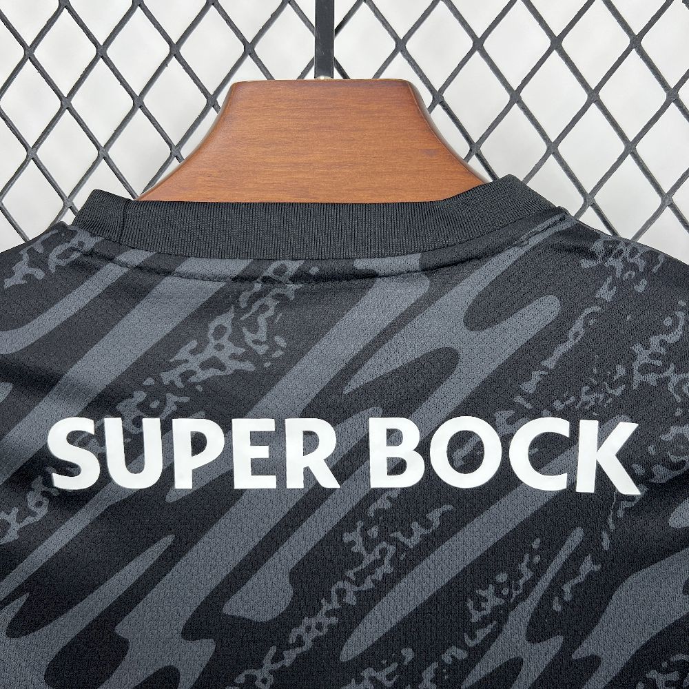 202508052222484.jpg Kids Sporting CP 2025/26 Goalkeeper Kit - Image 3
