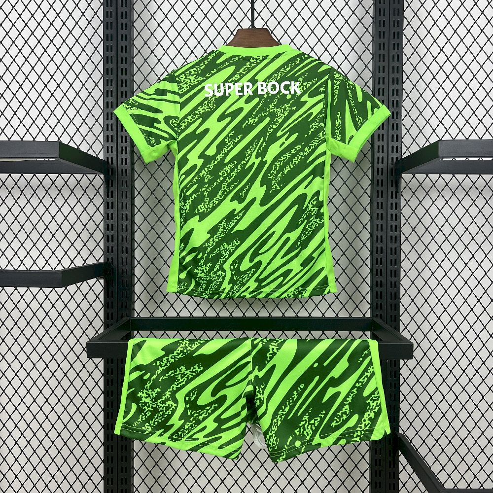 2025081117013951.jpg Kids Sporting CP 2025/26 Goalkeeper Kit - Image 2