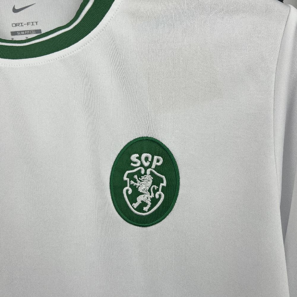 202508111701456.jpg Mens Sporting CP 2025/26 Retro Cycling Edition Jersey - Image 4